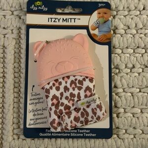 NWT Itzy Ritzy Itzy Mitt Silicone Teether Mitt - Pink Leopard